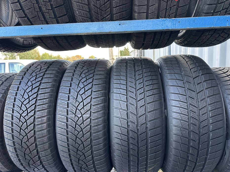 Шини б/у 235/50 R19 Goodyear; Barum
