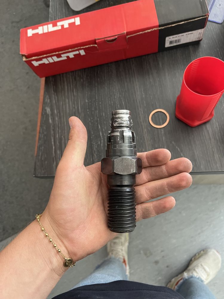 Kabel sieciowy i Adapter Hilti