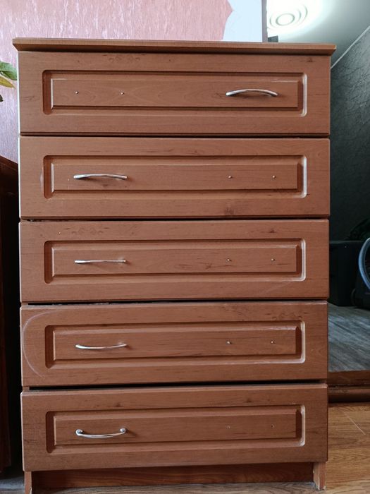 Стєнка + комод в хорошому стані