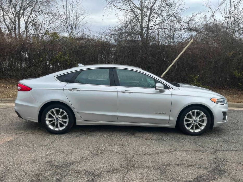 Ford Fusion      2019