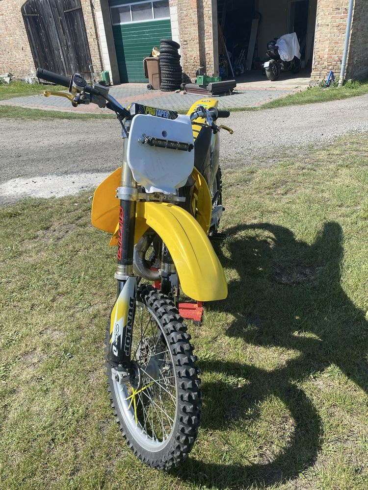 Suzuki RM 125 Cross