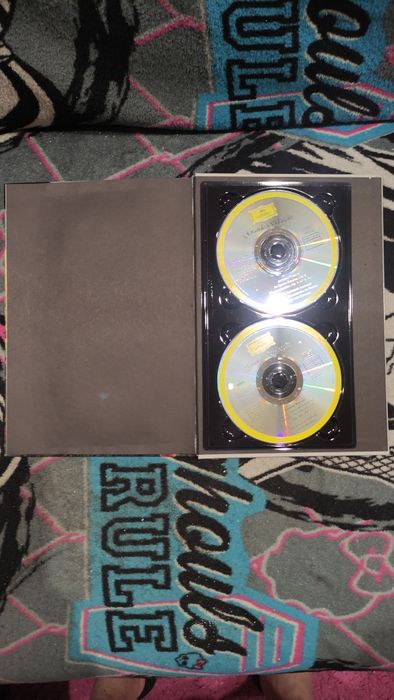 CD,sDe Música Clássica Com Livro Herbert Von Karajan