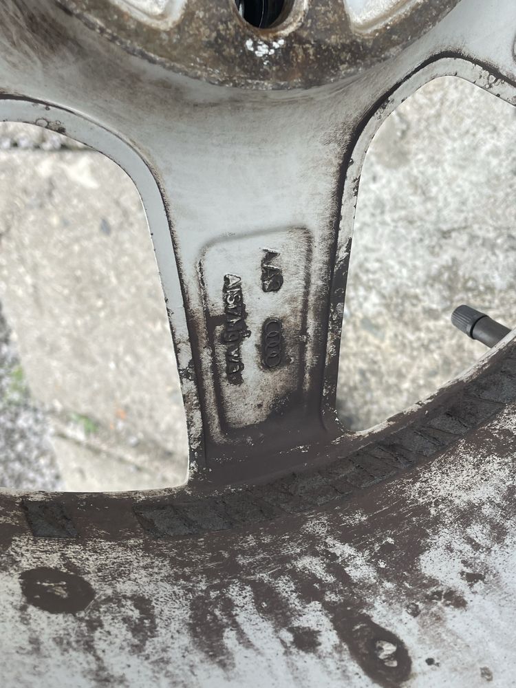 Orginalne felgi Audi A4b8 17