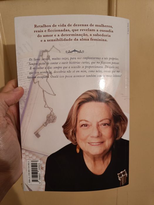 Helena Sacadura Cabral - Amores imperfeitos