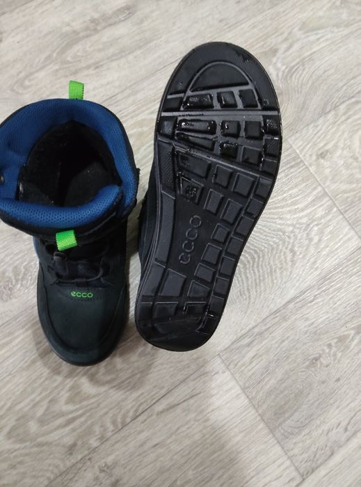 Продам Ботинки зимние ecco 36 размер