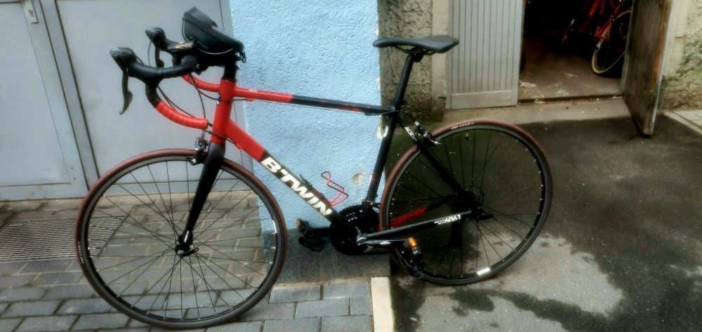 Rower szosowy triban 520 Btwin rozmiar L