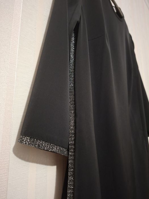 Нарядна сукня розмір  М