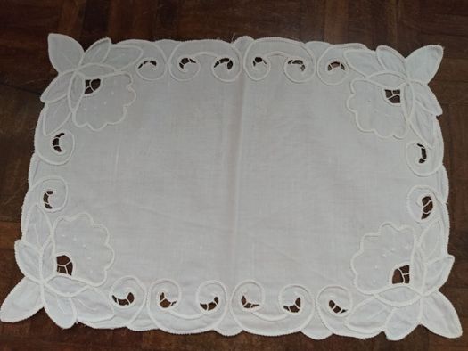 Conjunto de 2 panos bordados branco