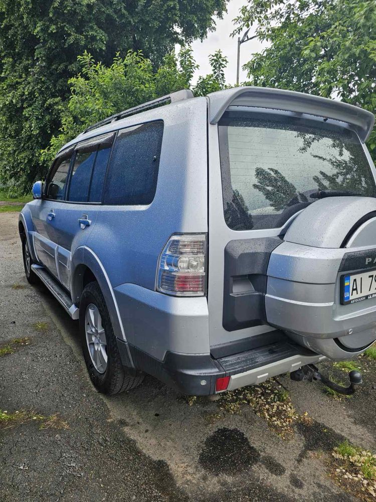 Mitsubishi Pajero Wagon