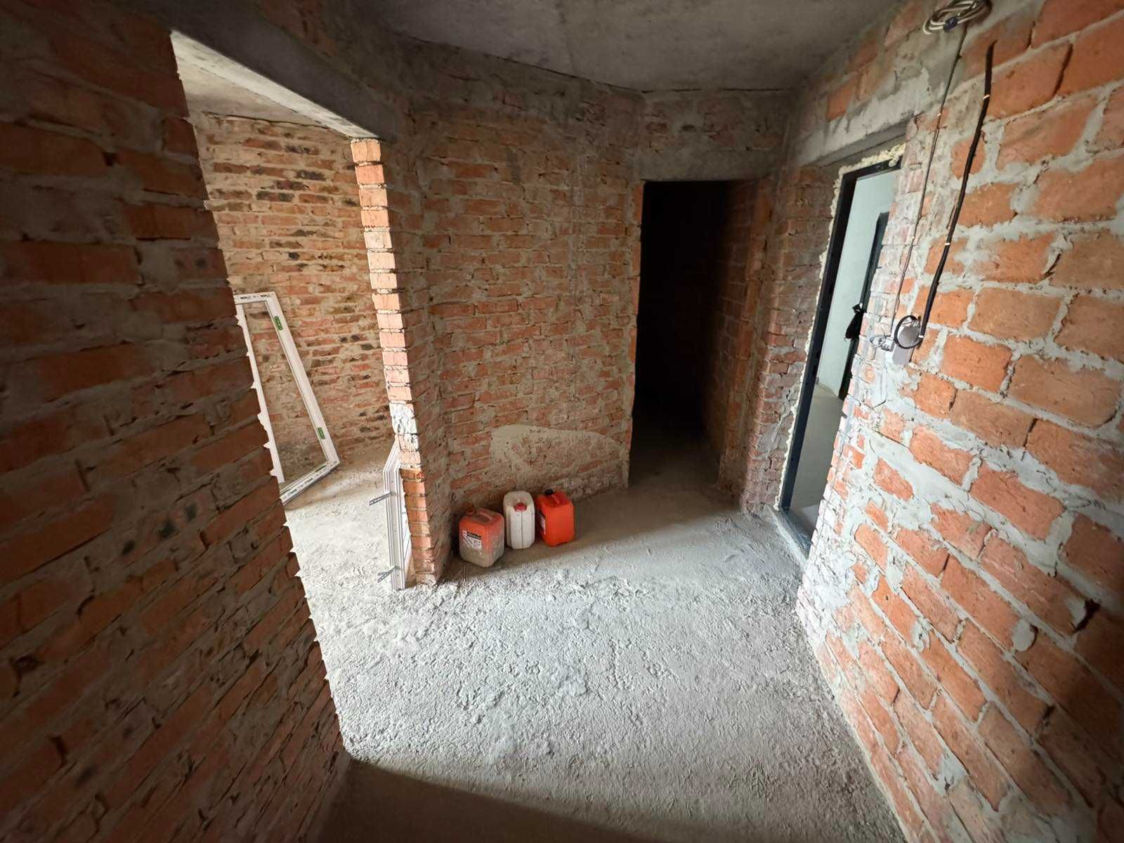 1 кімнатна 43 кв м. Новобудова. Весняна 9. Половки. Найнижча ціна.