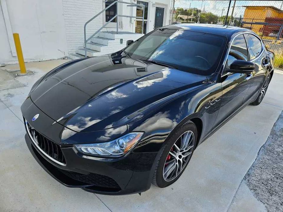 2017 Maserati Ghibli