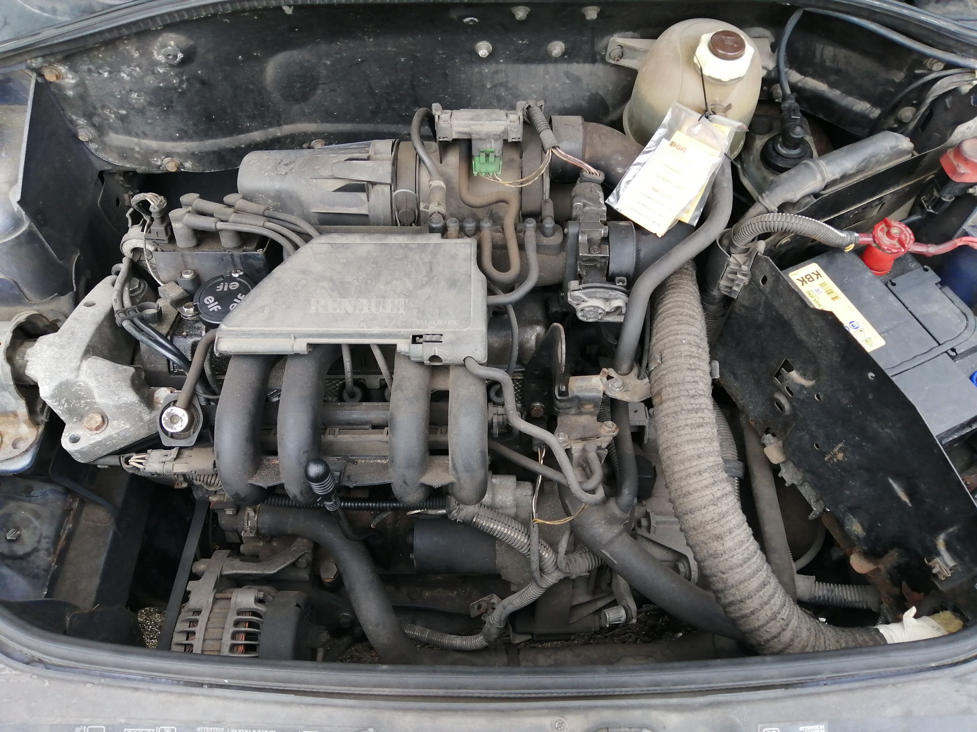 Renault Clio II 1,2 benzyna, bezwypadkowy, niewielki przebieg