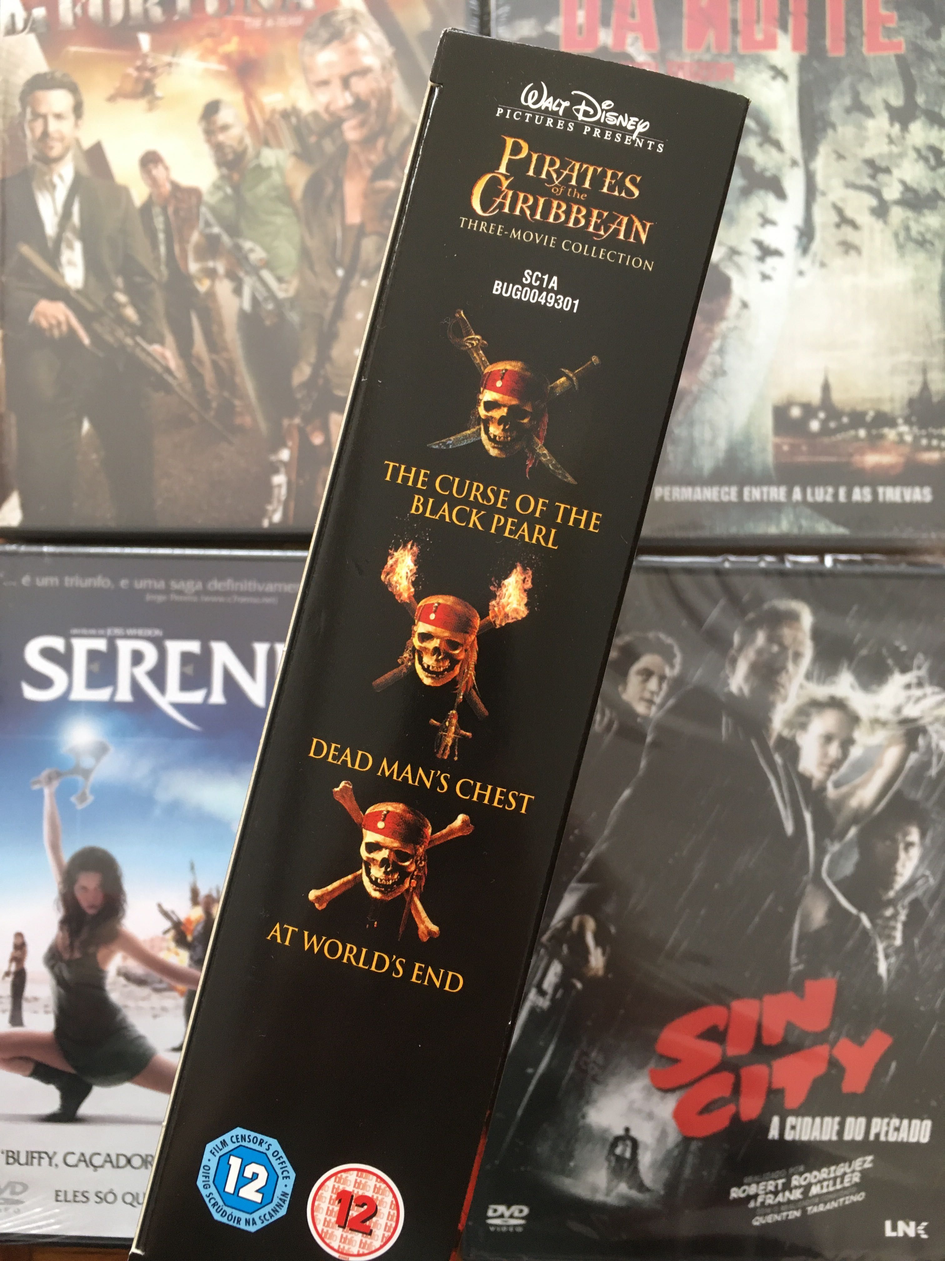 7 DVDs novos, Piratas das Caraíbas e outros, 5 selados