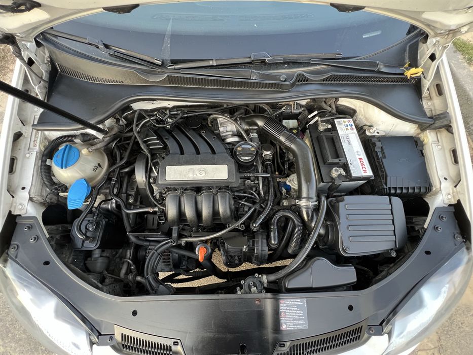 Volkswagen Golf V 1.6 мрі