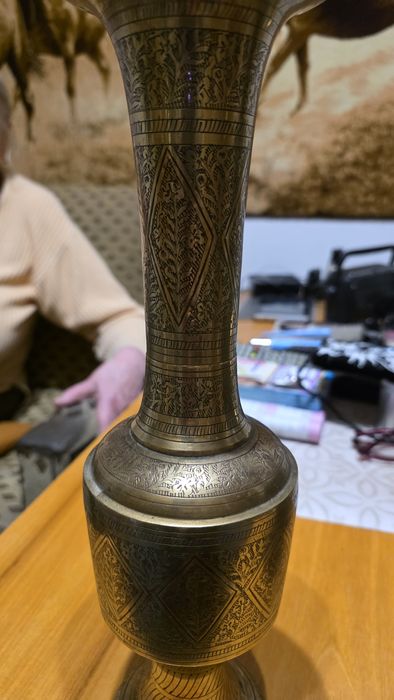 Zestaw 3 ozdobnych wazonów