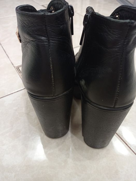 Черевики 39р. Шкіра