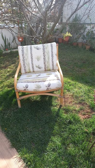 Cadeirão Bamboo com almofadão.