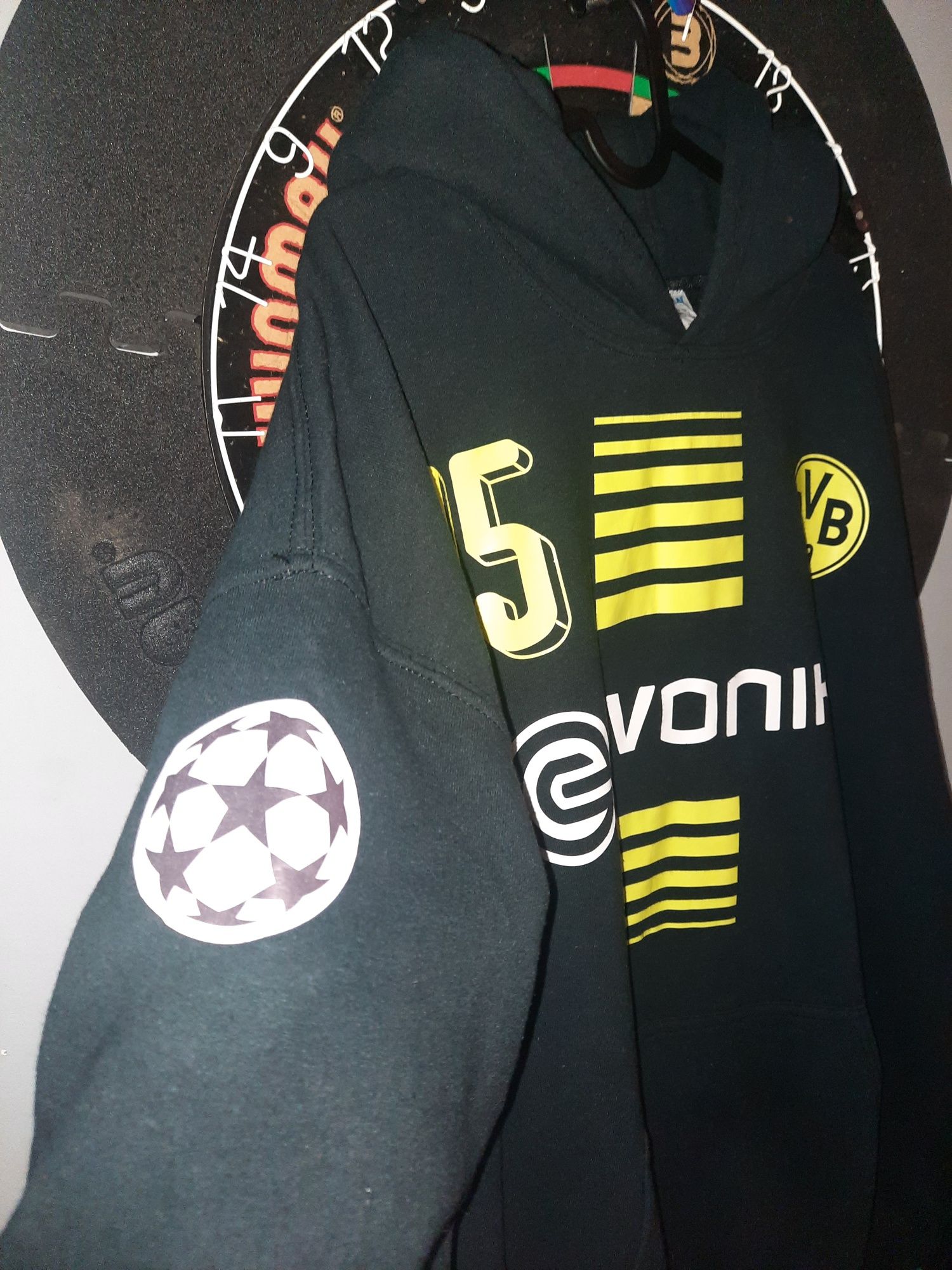 bluza BVB,Borussia Dortmund, kangurek, z kapturem,  XL