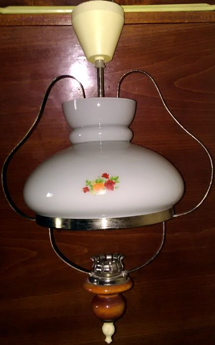 Продам Лампы Дневного Света и Светильники под Патрон Е-27