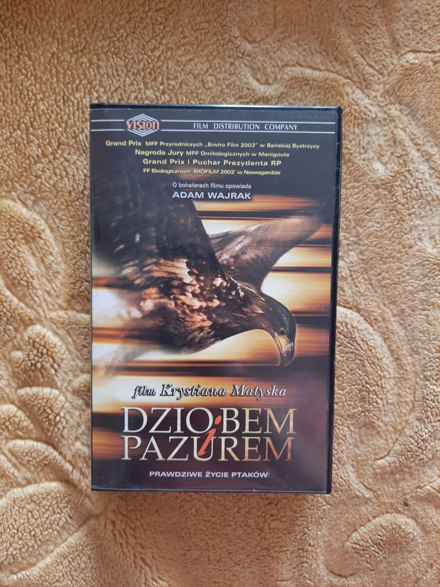 Dziobem i pazurem - kaseta vhs