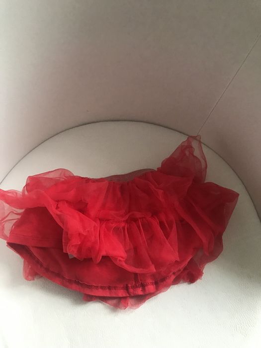 Czerwona , tiulowa spódniczka r. 62 Cool Club.