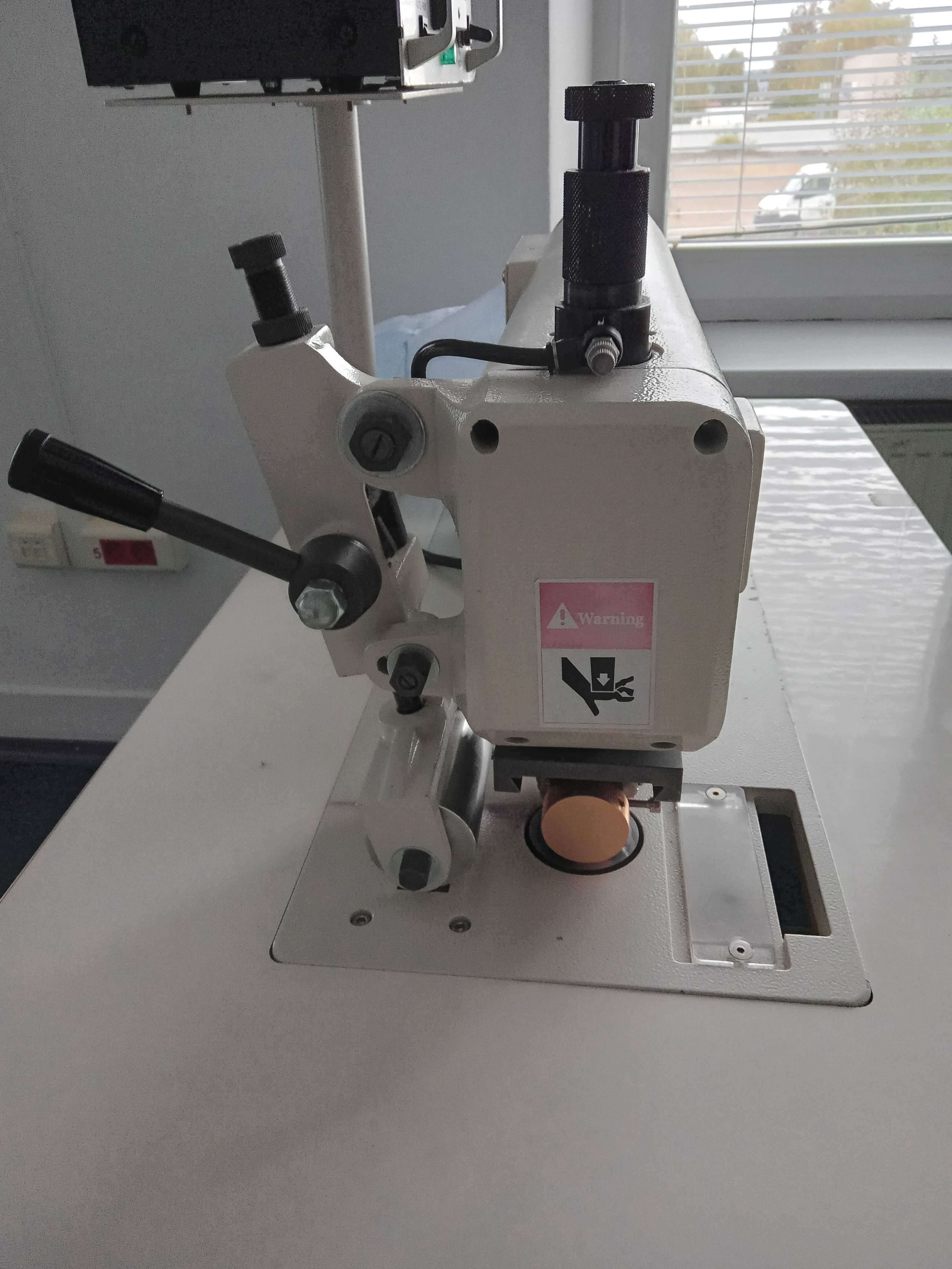Maszyna ultradźwiękowa do łączenia tkanin ULTRASONIC EGR 053