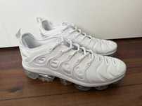 Nike Vapormax PLUS rozmiar EU44 / 28 cm
