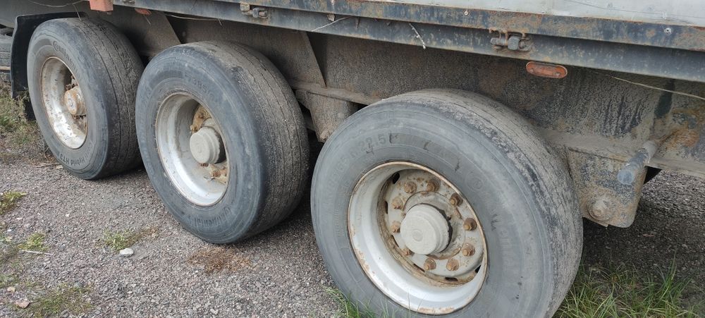 Полуприцеп бортовой