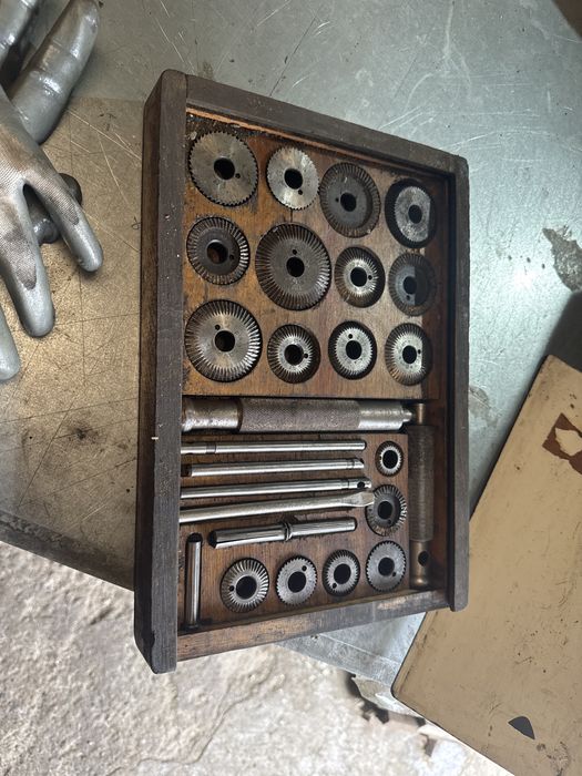 Frezy do gniazd zaworowych