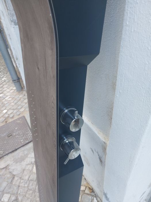 Coluna de duche em madeira tudo completo e novo