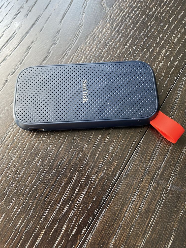 Sandisk SSD 1TB Зовнішній накопичувач