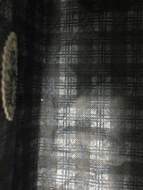 Mala vintage usada feita à mão