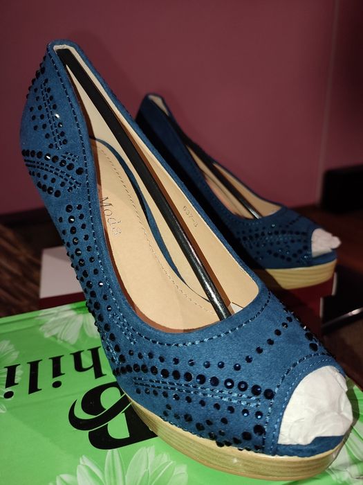 Продам туфлі жіночі