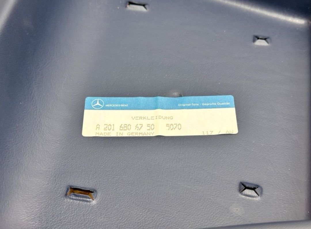 Vendo consola central em azul para mercedes w201