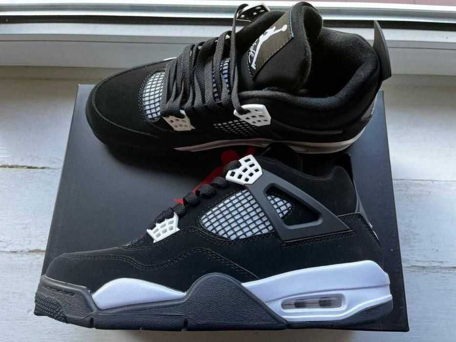 AJ 4 Retro WhiteThunder Czarne buty unisex R.37.5-46