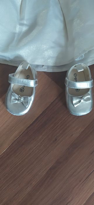 Złota sukienka z pantofelkami, na imprezę, roczek, chrzciny