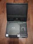 Mobilny odtwarzacz DVD SD iPod Philips DCP850/12