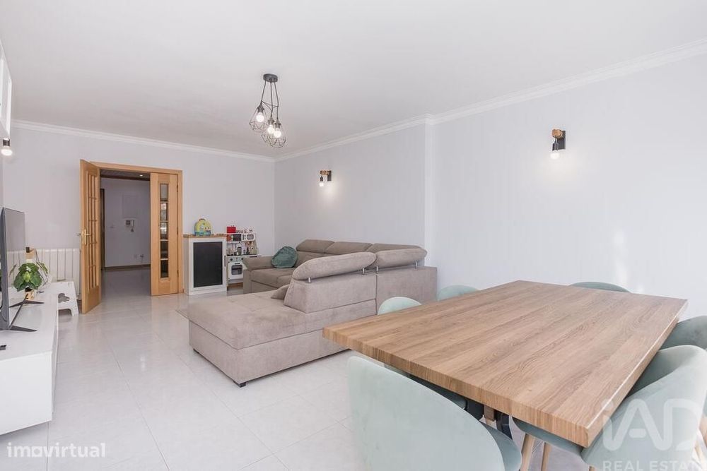 Apartamento T2 em Algueirão-Mem Martins de 114,00 m2