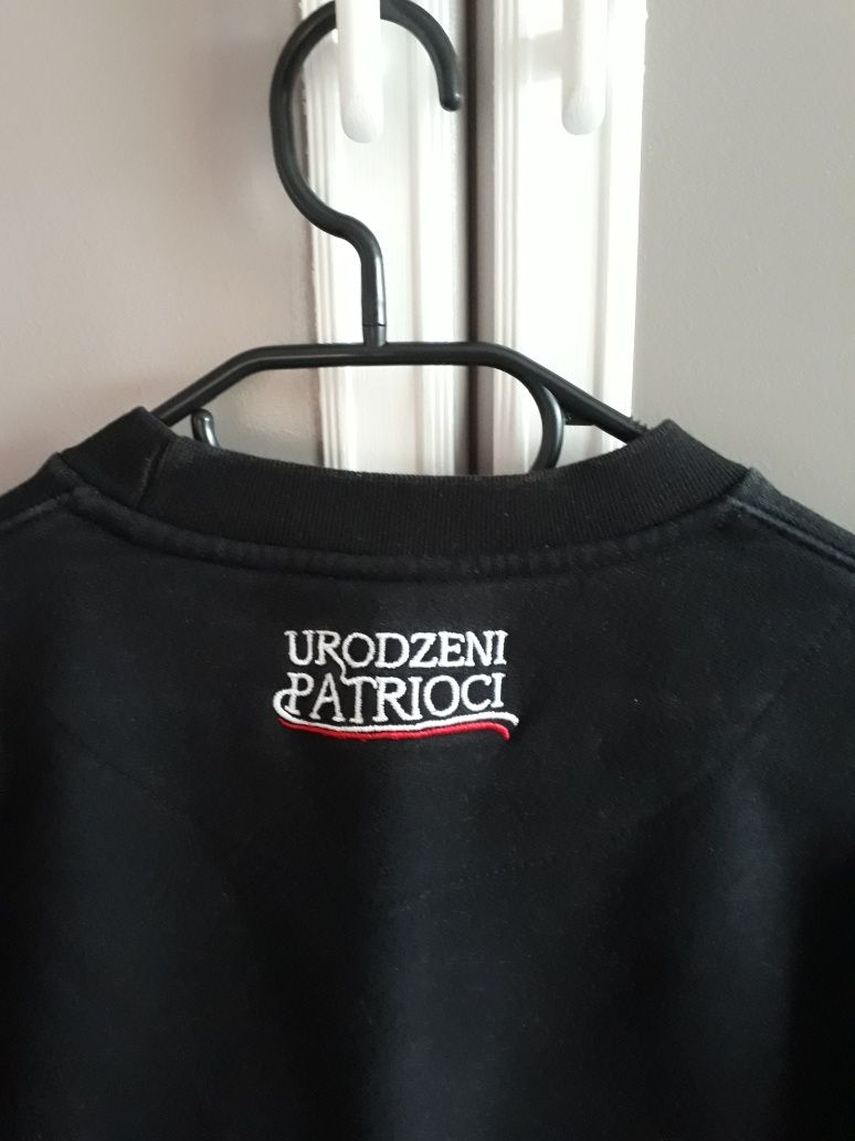 Czarna bluza męska bez kaptura rozm M patriotyczna Bóg Honor Ojczyzna