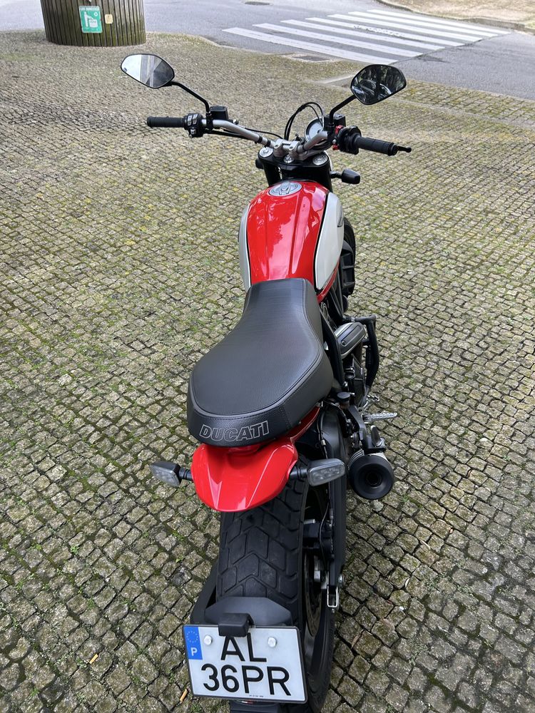 Ducati Scrambler 800 Red 2021