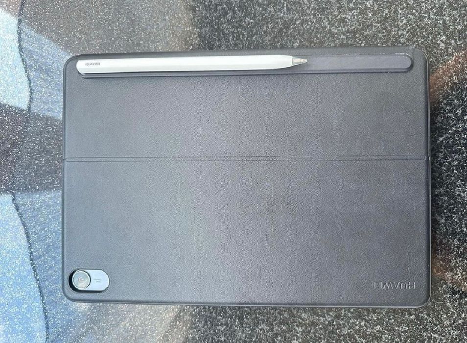 Huawei Matepad 11.5” + Keyboard + Pencil+ Case