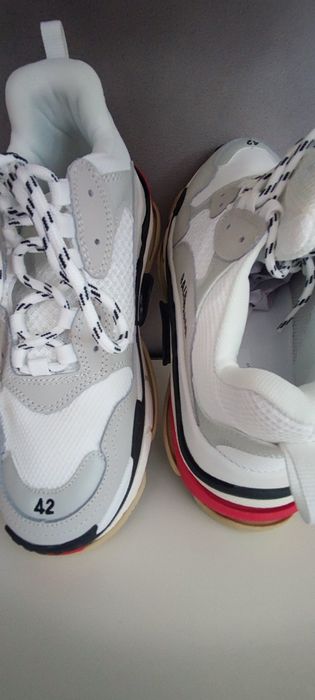 Sapatilhas Balenciaga triple S