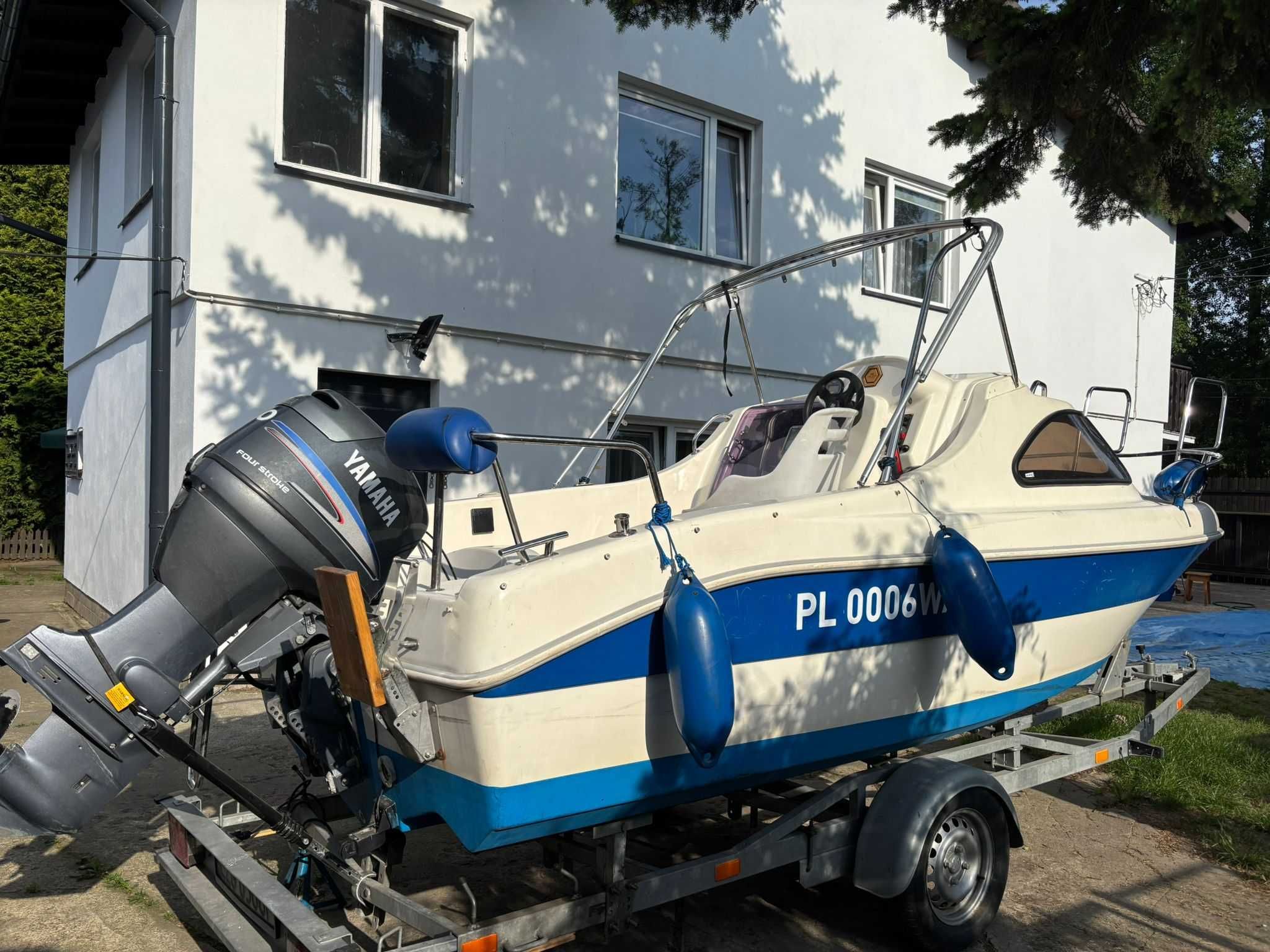 Łódź motorowa kabinowa AM 495x195