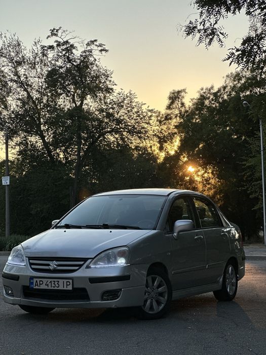Продам машину Сузуки Лиана 2005 года