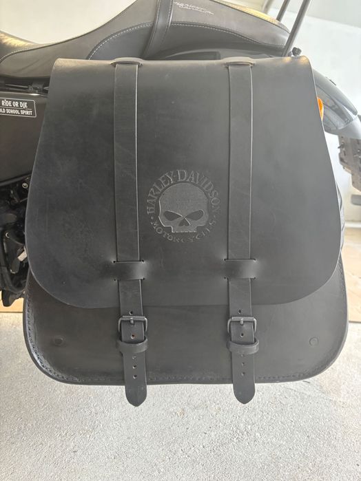 Mala em cabedal para Harley Davidson