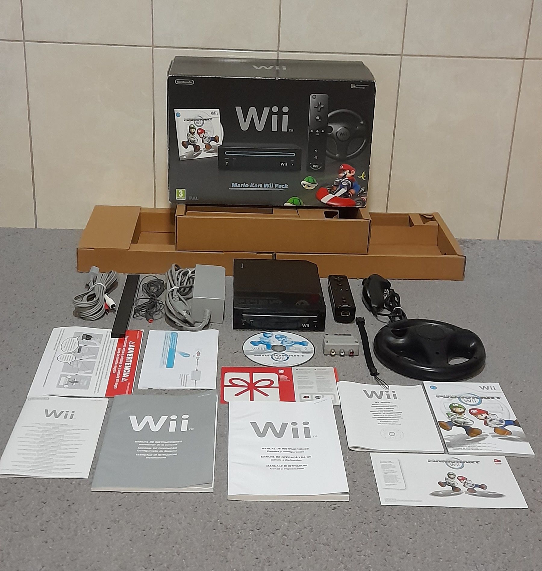 Consola Nintendo Mario Kart Wii Pack (EXCELENTE ESTADO NA CAIXA)