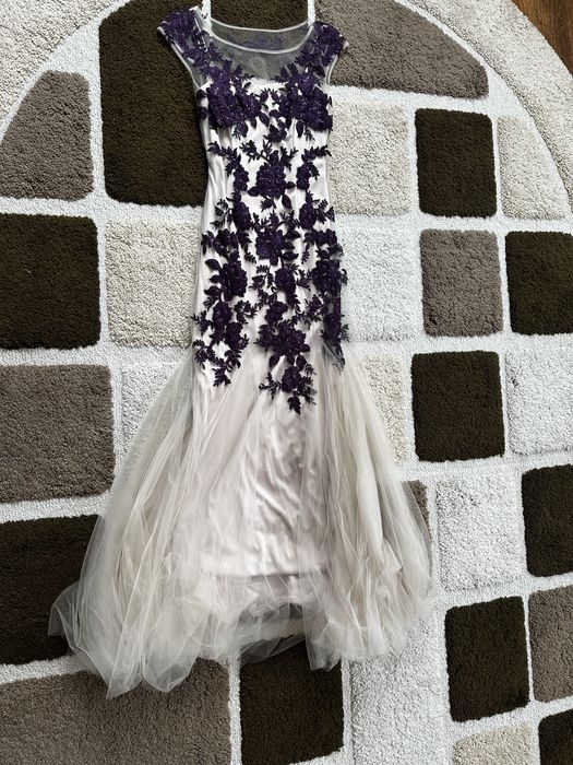 Плаття на випускний або на свято розмір S