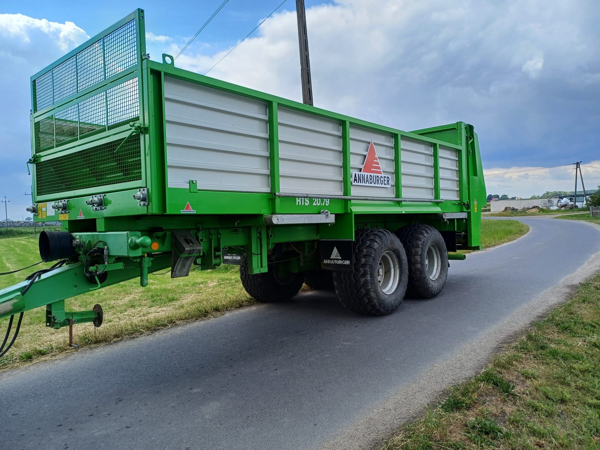 Annaburger 20.79 rozrzutnik beczkowóz przyczepa  3w1 ideał