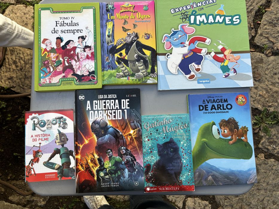 Vendo livros diversos - cada 3€ , tudo 50€