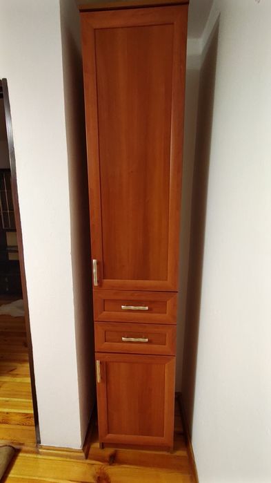 Słupek, szafka, regał pokojowy